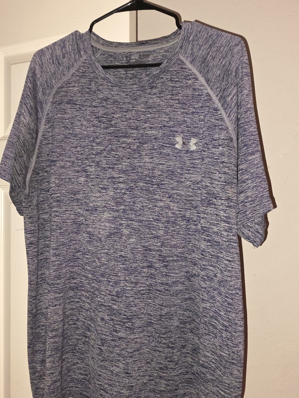 Under Armour Men’s Heathered Navy Performance Tee